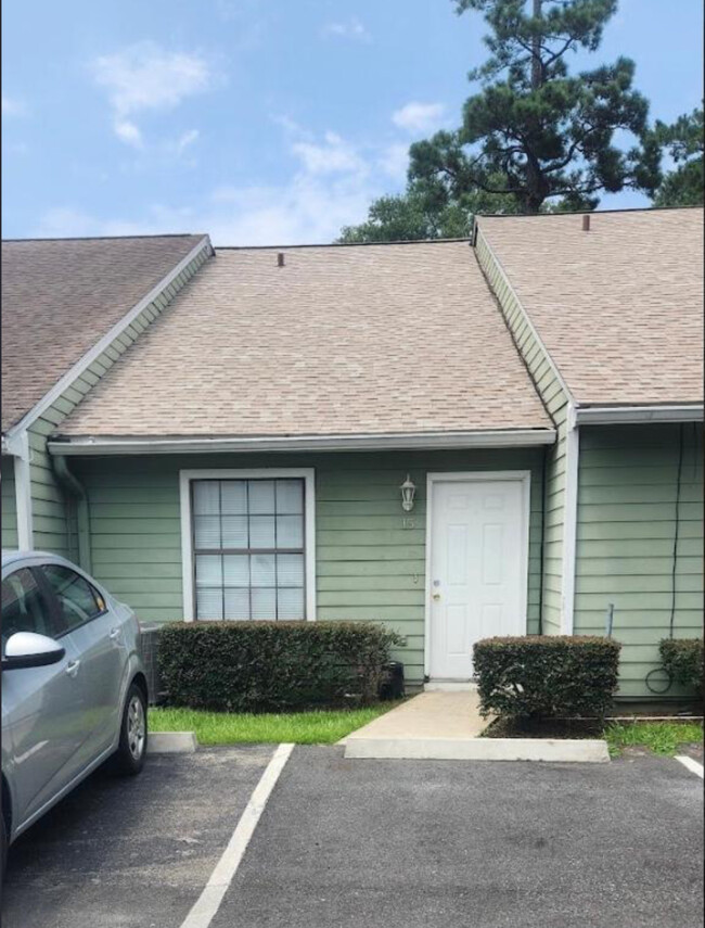 property at 301 S Lipona Rd