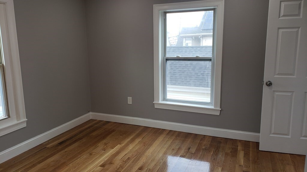230 Granite St in Quincy, MA - Building Photo
