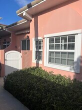 142 Peruvian Ave in Palm Beach, FL - Building Photo - Building Photo