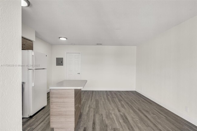 6034 Arthur St in Hollywood, FL - Building Photo - Building Photo