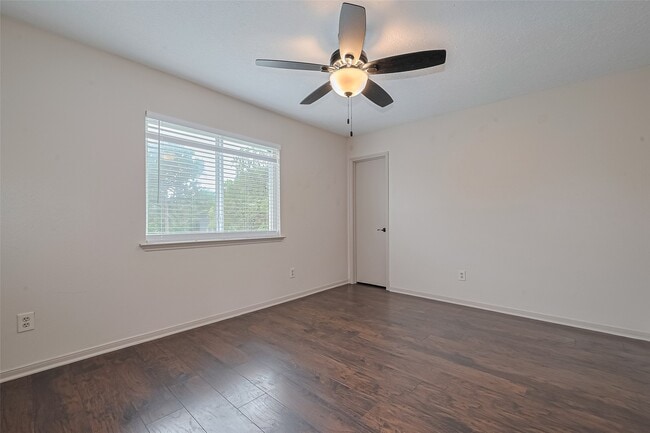 property at 1940 E Allegro St