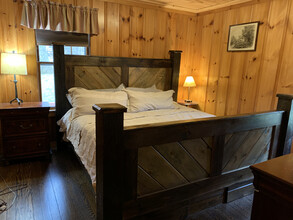 387 Locks Pond Rd in Shutesbury, MA - Building Photo - Building Photo