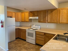 180 E Spaulding Ave in Pueblo West, CO - Building Photo - Building Photo