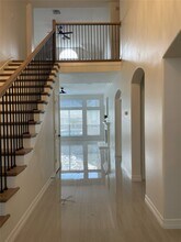 5622 Lake Pl Dr in Houston, TX - Building Photo - Building Photo