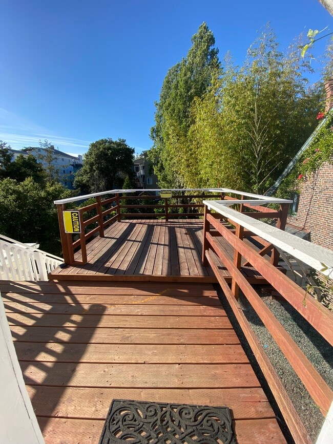 2531 Ridge Rd, Unit 2531 Ridge Unit 6 in Berkeley, CA - Building Photo - Building Photo