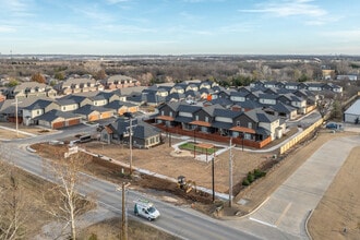 Copper Trail Townhomes in Owasso, OK - Building Photo - Building Photo