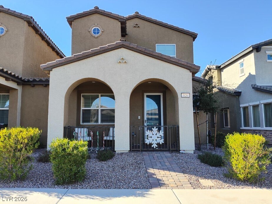 828 Royal Beekman St in Henderson, NV - Building Photo