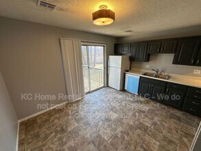 4715 Switzer Rd in Merriam, KS - Building Photo - Building Photo