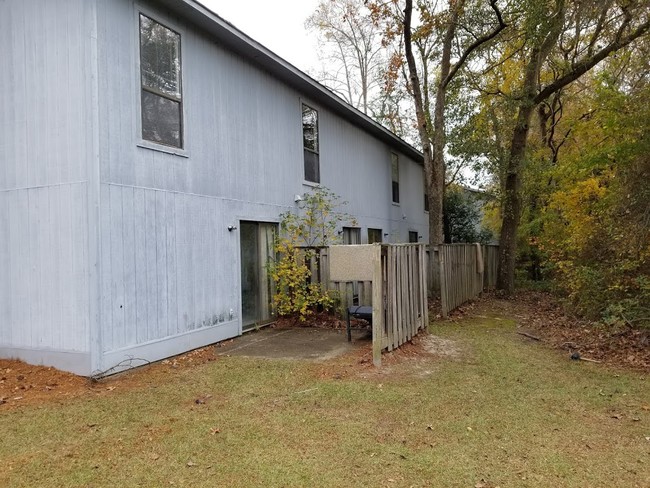 5829 Aftonshire St in Fayetteville, NC - Building Photo - Other