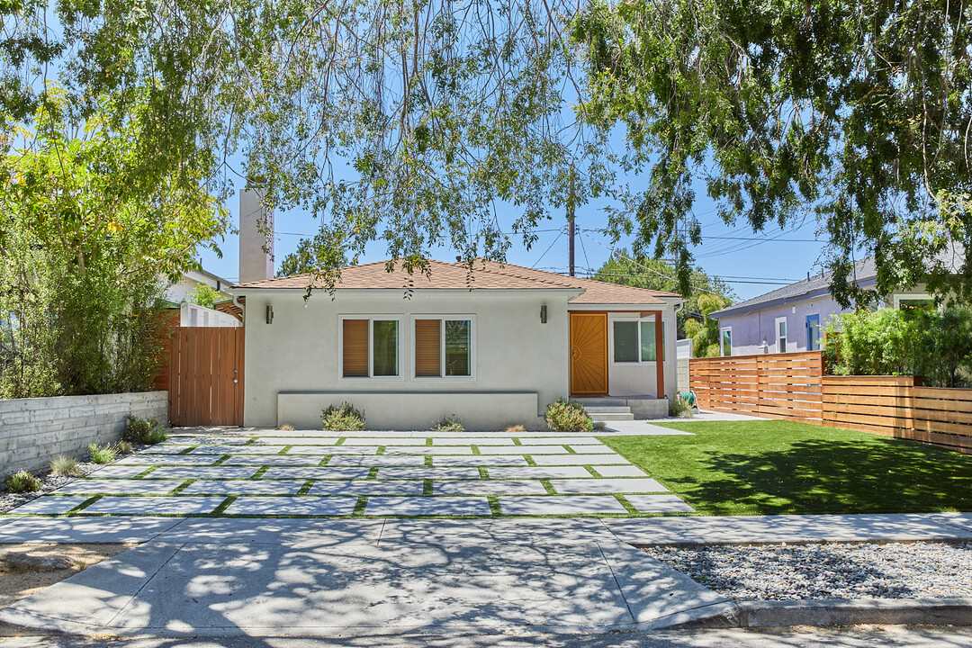 3509 Maplewood Ave, Unit House in Los Angeles, CA - Building Photo