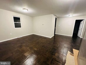 8105 Large St in Philadelphia, PA - Building Photo - Building Photo