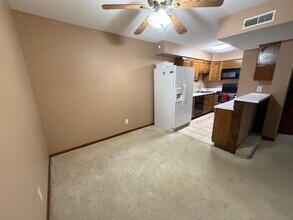 2009 Waterfront Dr N in Columbia, MO - Building Photo - Building Photo