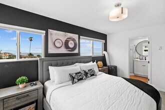 457 Coast Blvd in San Diego, CA - Building Photo - Building Photo