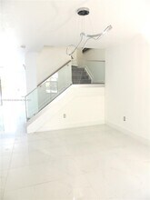 9336 W 34th Ct in Hialeah, FL - Building Photo - Building Photo