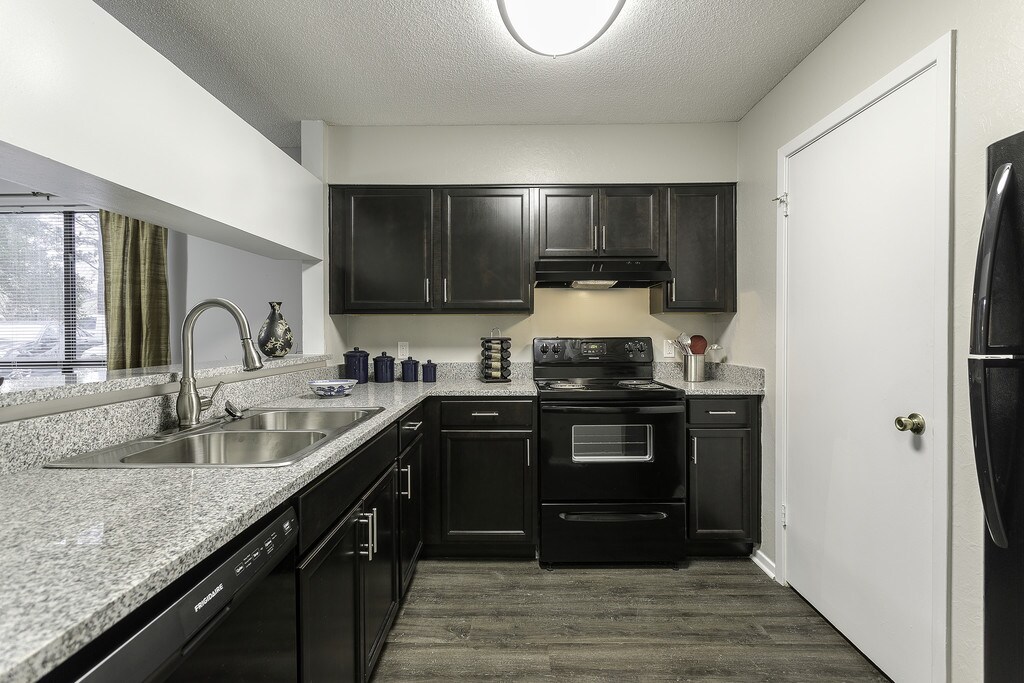 !The View at Shelby Farms Cordova, TN Apartments For Rent