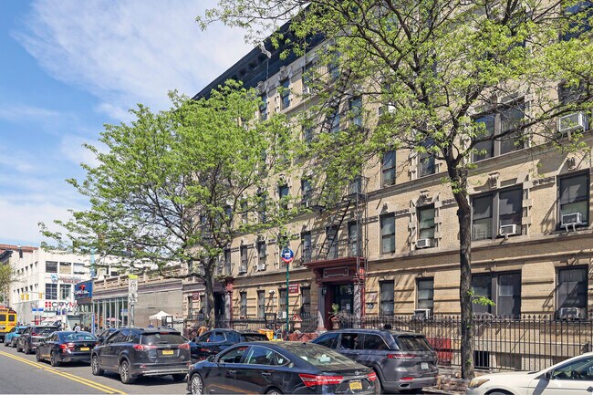 145 Wadsworth Ave in New York, NY - Building Photo - Building Photo