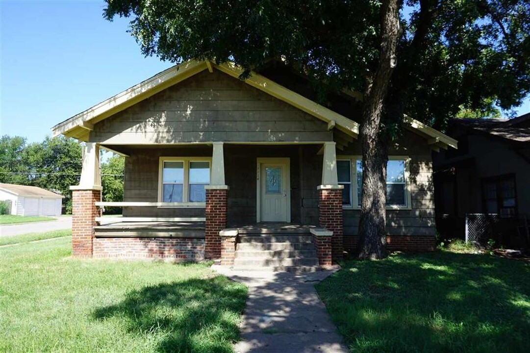 1114 Monroe St in Wichita Falls, TX - Foto de edificio