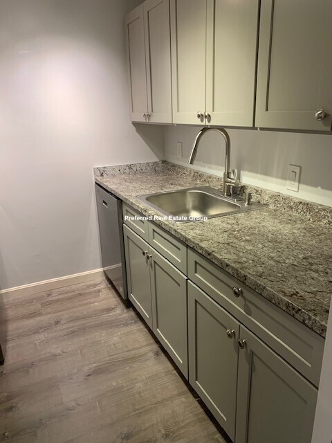 330 Newton St, Unit C
