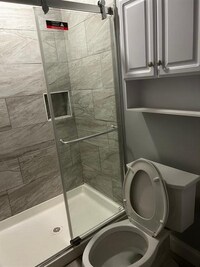 2406 Wilkens Ave - 8