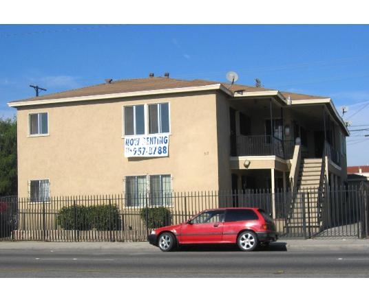 317 W Alondra Blvd in Compton, CA - Building Photo