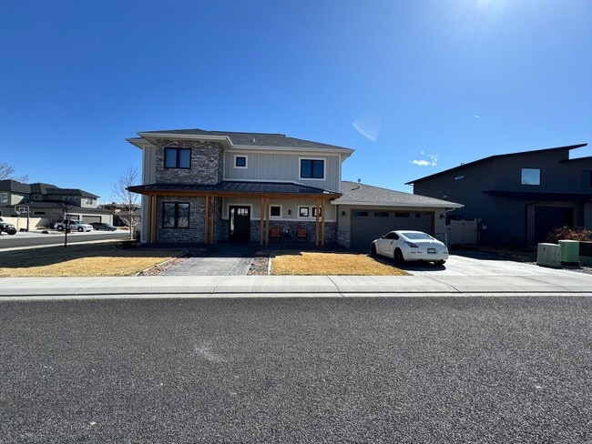 property at 2545 Fryingpan Dr