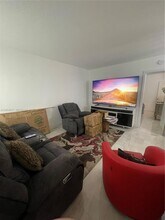 1255 W 49th Pl in Hialeah, FL - Building Photo - Building Photo