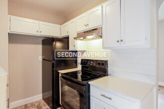5033 Euclid Ave in Kansas City, MO - Building Photo - Building Photo