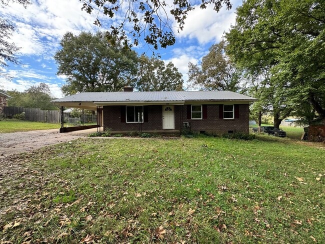 property at 410 Meadow Ln