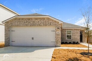 152 Scarborough Bnd in Jarrell, TX - Building Photo