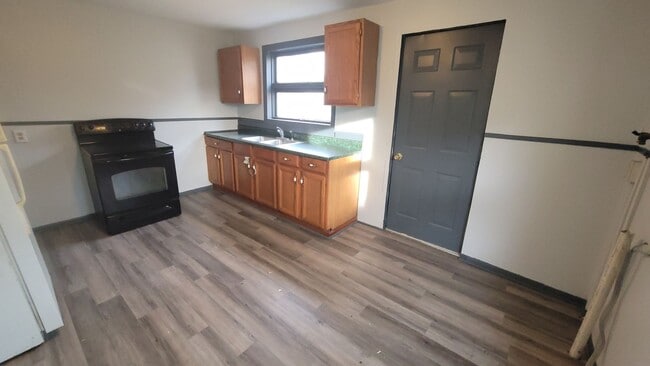 217 Thompson St in Latrobe, PA - Building Photo - Building Photo