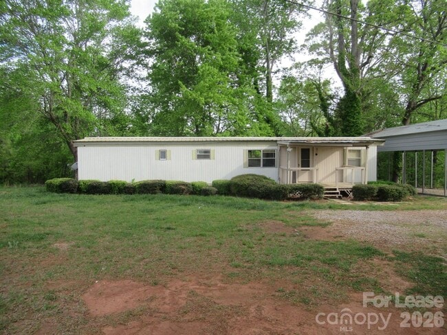 6682 E North Carolina 150 Hwy in Lake Norman of Catawba, NC - Building Photo - Building Photo