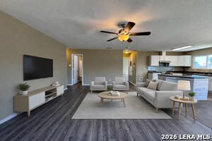 619 Northern Lights Dr in New Braunfels, TX - Building Photo - Building Photo