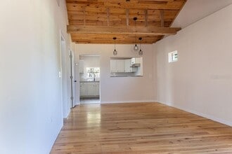 210 Winslow Ave in DeLand, FL - Building Photo - Building Photo