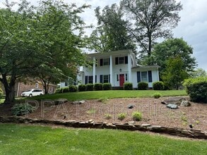 2115 Churchill Dr in Greensboro, NC - Building Photo - Building Photo