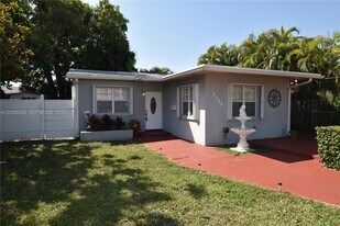 2544 SW 20th St in Miami, FL - Building Photo