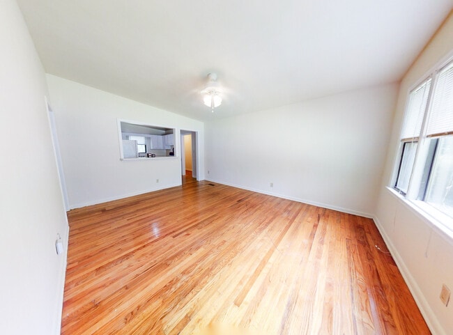 1653 Mayhew St in Tallahassee, FL - Building Photo - Building Photo