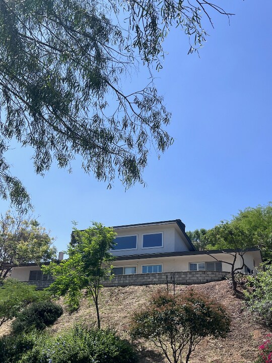 25101 Huron St in Loma Linda, CA - Building Photo