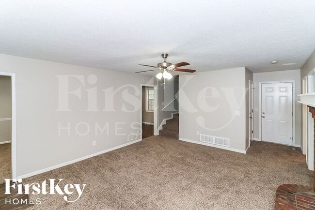 property at 4650 Fox Hollow Ct