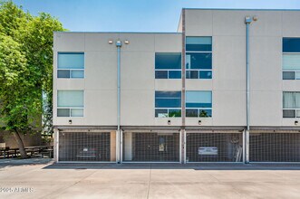727 E Portland St in Phoenix, AZ - Building Photo - Building Photo