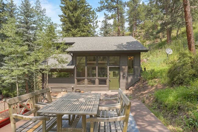 7020 S Blue Creek Rd in Evergreen, CO - Building Photo - Building Photo