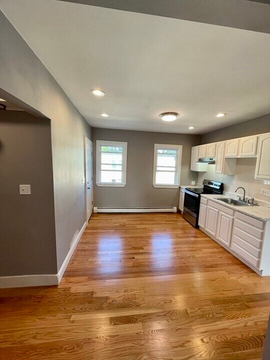 38 Cameron St in Boston, MA - Building Photo