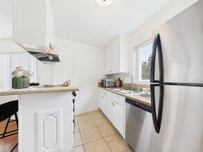 Veteran in Los Angeles, CA - Building Photo - Building Photo