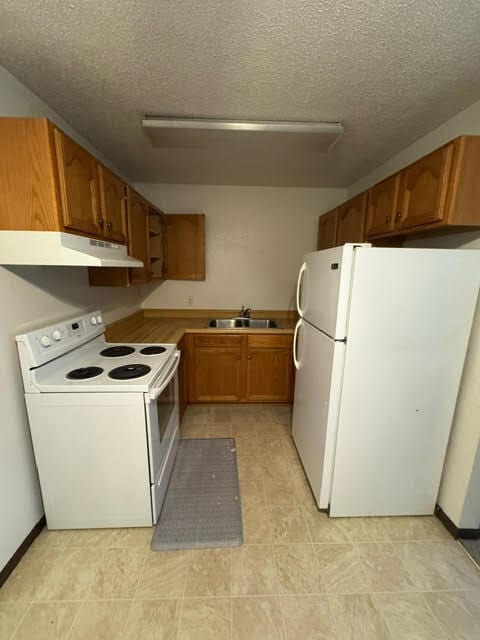 110 N Franklin St in Elk Point, SD - Building Photo - Building Photo