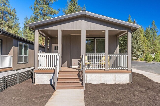 19986 Cinder Ln in Bend, OR - Building Photo - Building Photo