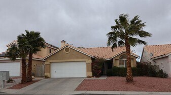 7382 Cedar Ridge St in Las Vegas, NV - Building Photo
