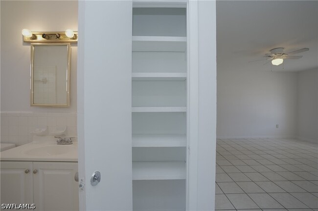 property at 1193 S Alhambra Cir