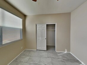 8786 W Augusta Ave in Glendale, AZ - Building Photo - Building Photo