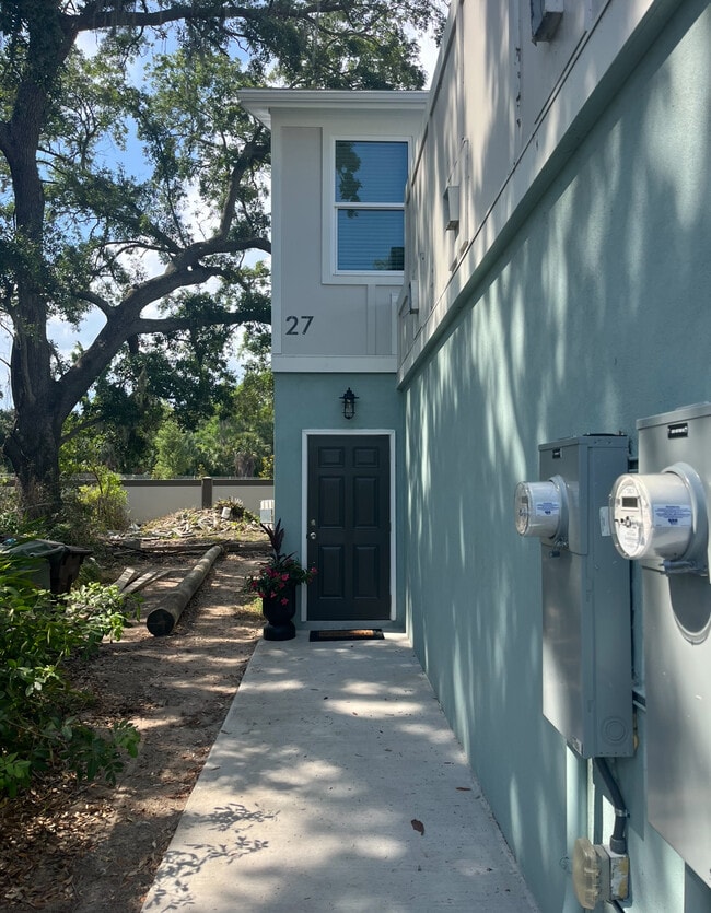 property at 27 Neptune Rd