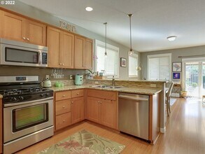 11464 SW 96th Ave in Tigard, OR - Building Photo - Building Photo