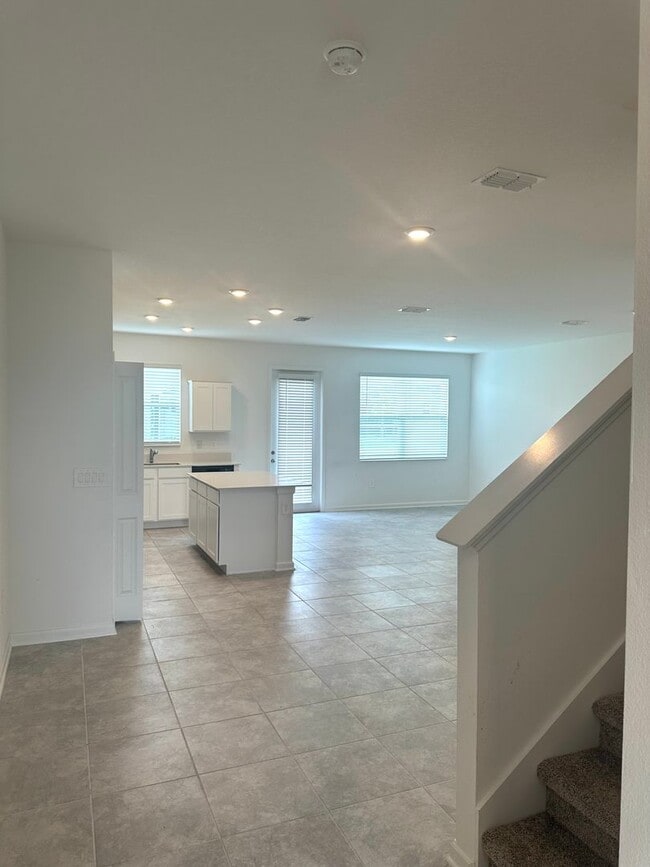 9042 MULLIGAN ISLAND Ln in Davenport, FL - Building Photo - Building Photo